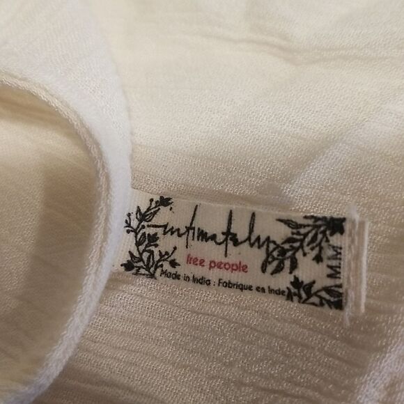Intimately Free People Ivory  Top Sz medium pre-owned GC - Picture 13 of 13